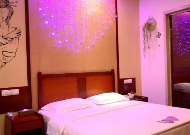 凌晨带客户去四川成都高端油压桑拿洗浴中心_春节过后刚去的这家不错 凌晨带客户去四川成都高端油压桑拿洗浴中心_春节过后刚去的这家不错